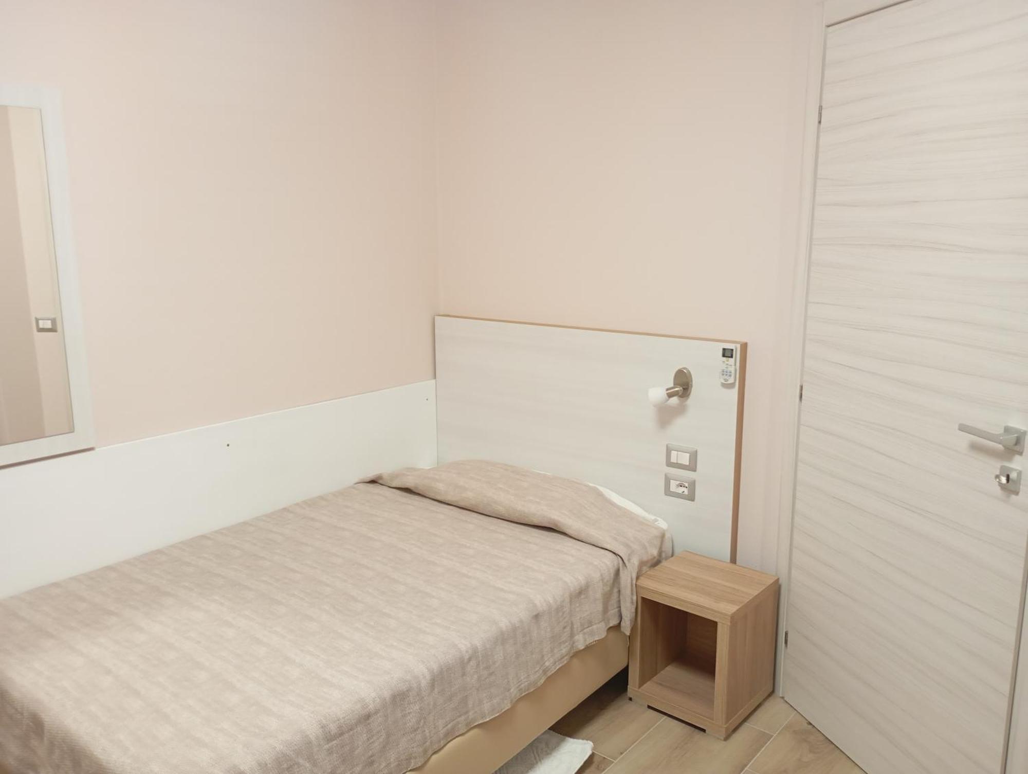 Hotel Meridiana Arbus Buitenkant foto
