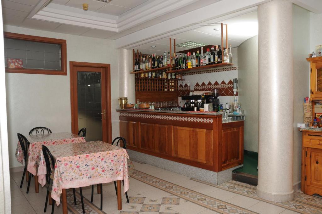 Hotel Meridiana Arbus Buitenkant foto