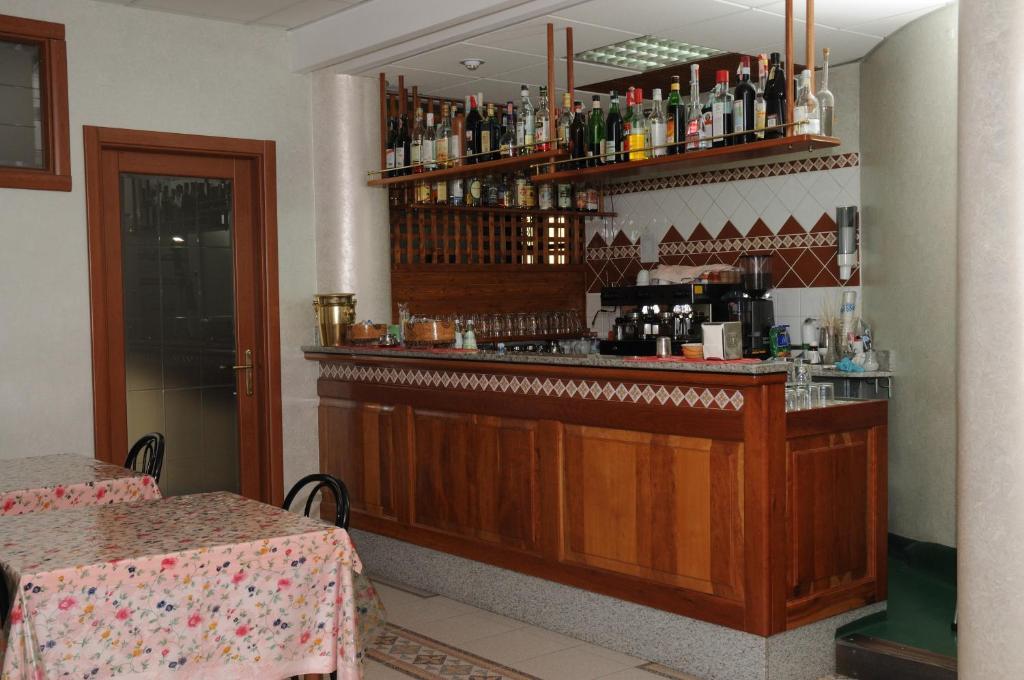 Hotel Meridiana Arbus Buitenkant foto