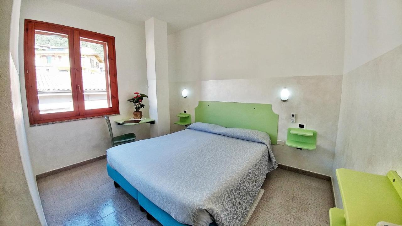 Hotel Meridiana Arbus Buitenkant foto